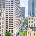 Downtown 2Br W Gym Wd Bbq Nr Dining Shops Sea-406