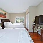 Mid-Century Seattle Home W/ Lakefront Views!