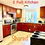 Private Room With Shared Bathroom On The 1St Floor 10 Minutes Walk To University Of Washington