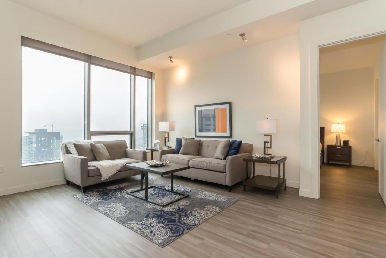 Pike And Pine Apartments *