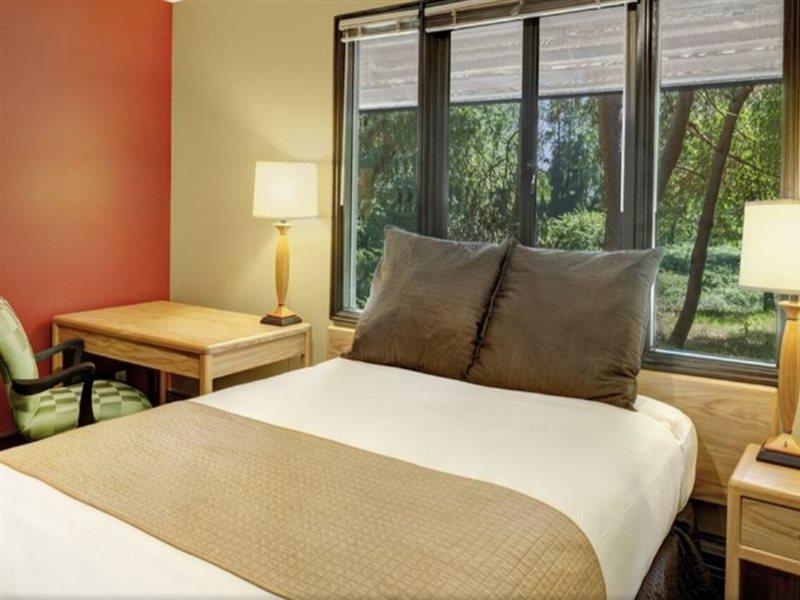 Talaris Conference Center Hotel 3*