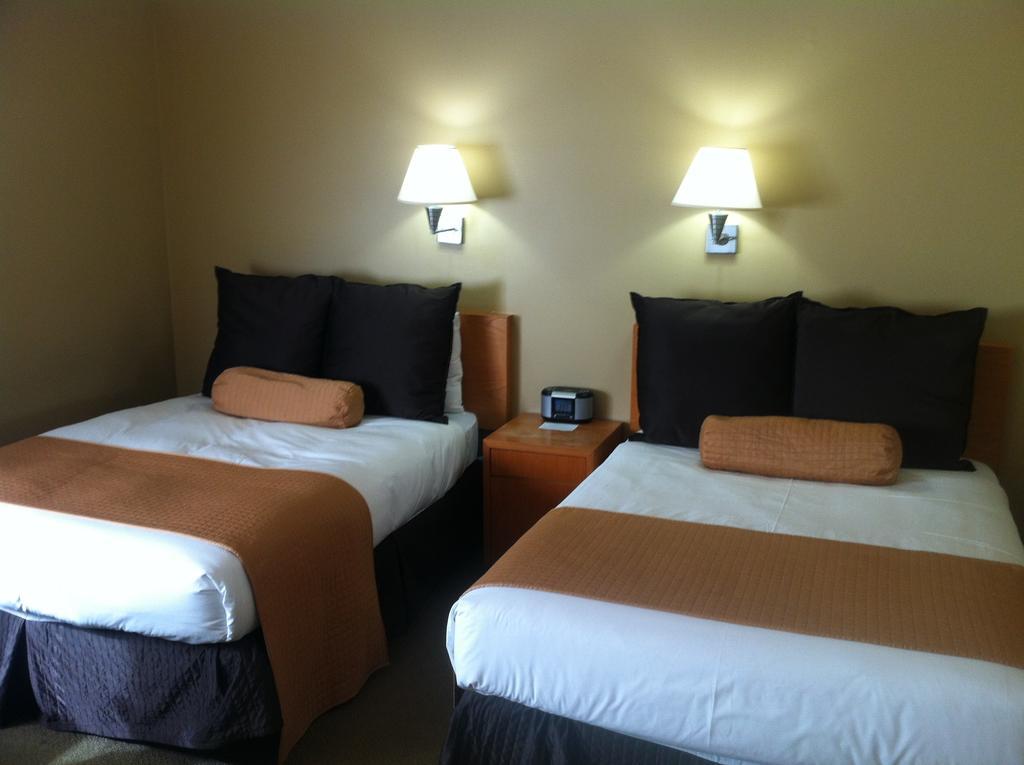 Talaris Conference Center Hotel