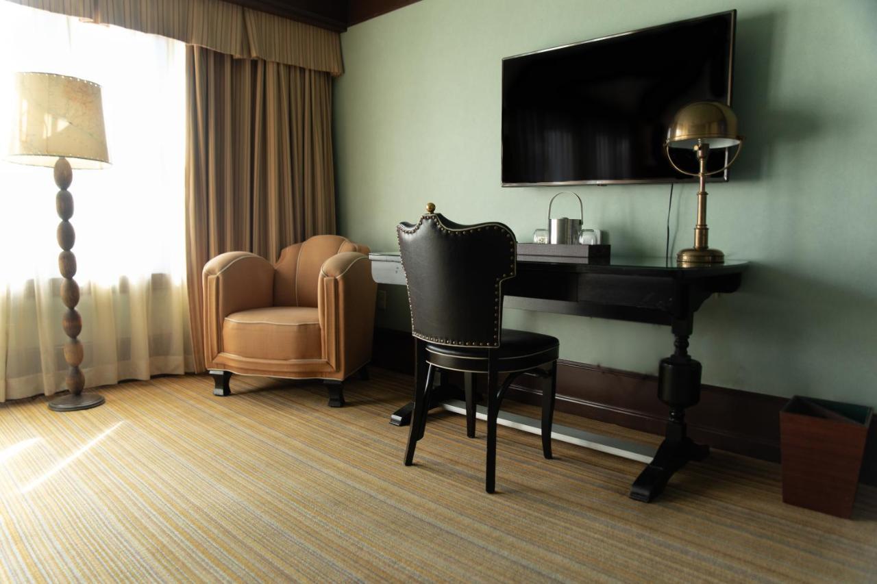 Hotel Arctic Club Seattle