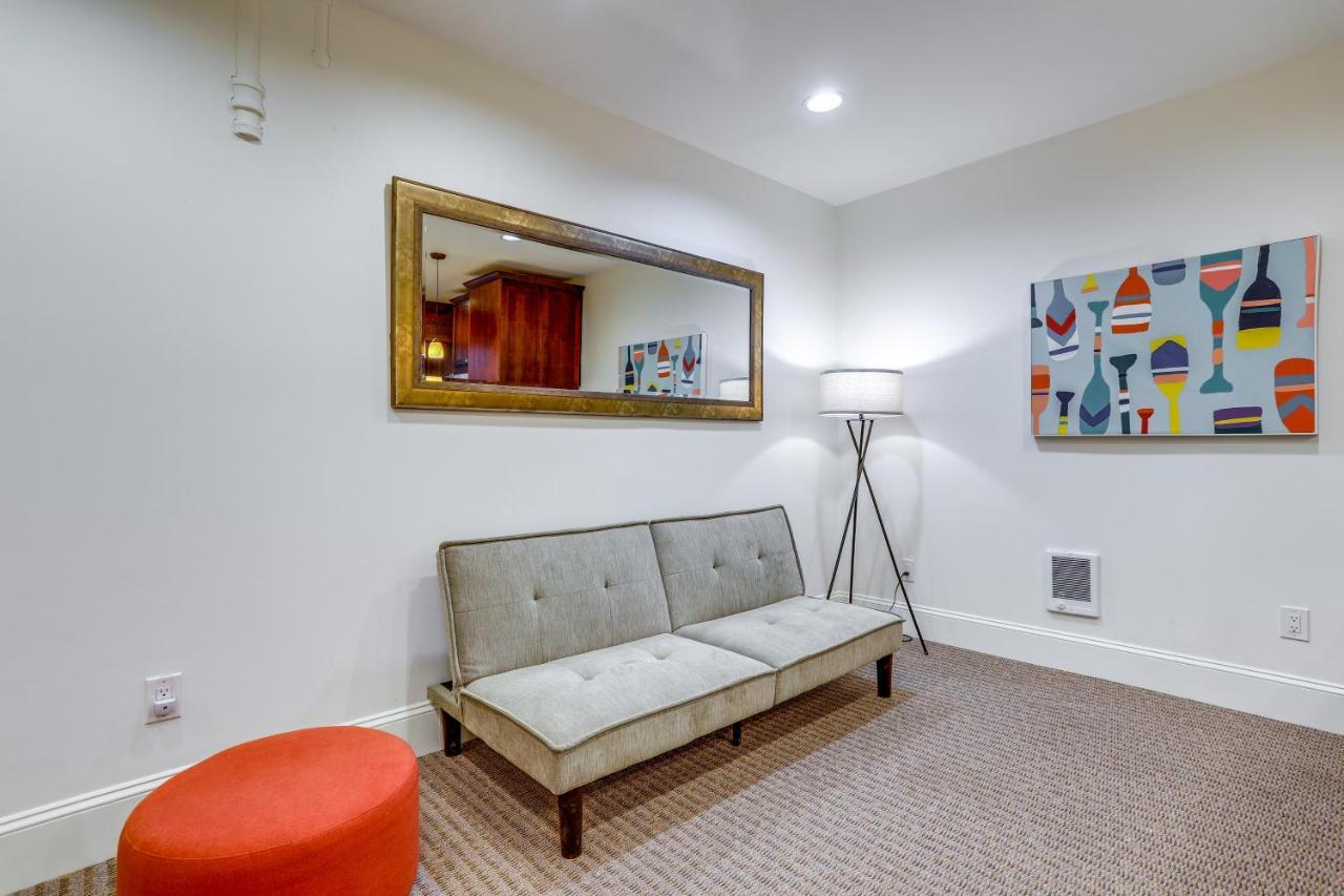 With Parking, Near Space Needle! Apartment Seattle