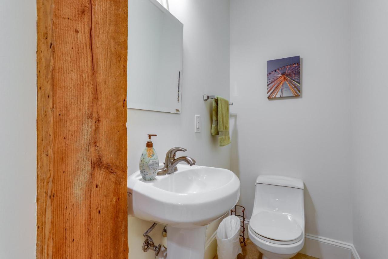 Apartment With Parking, Near Space Needle! *