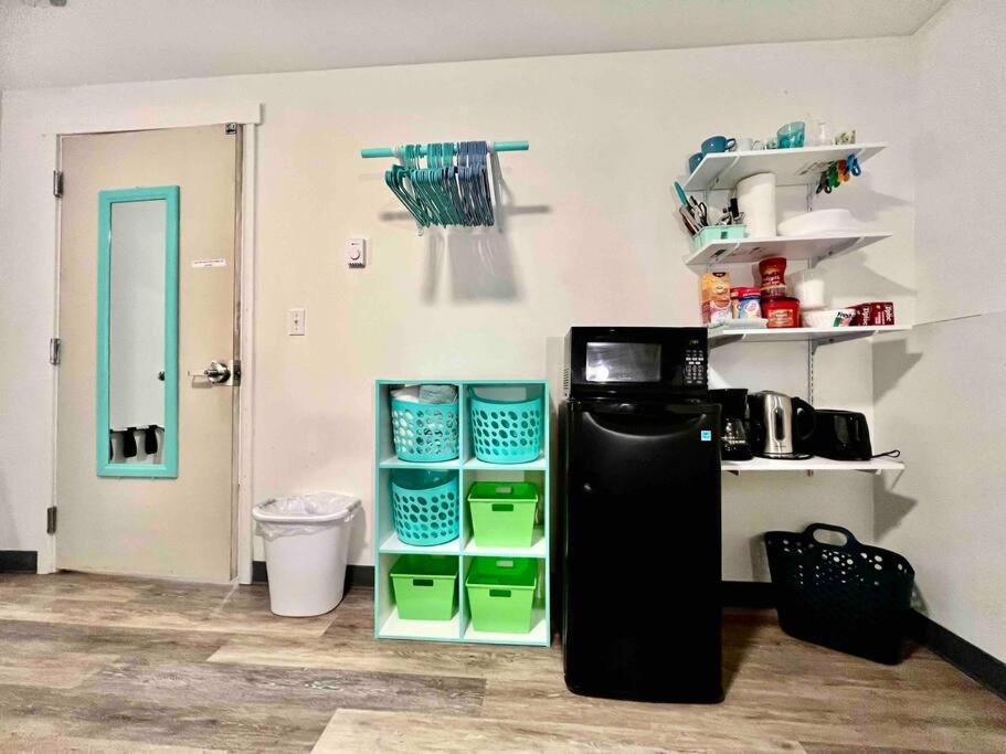 Private With Shared Bathroom On The 1st Floor 10 Minutes Walk To Of Washington