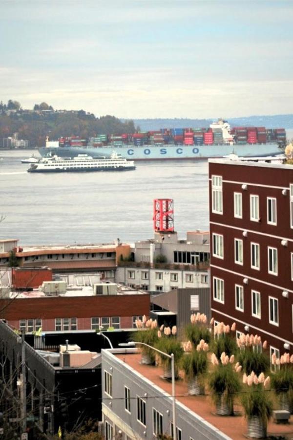 Cityscape Dreams Seattle
