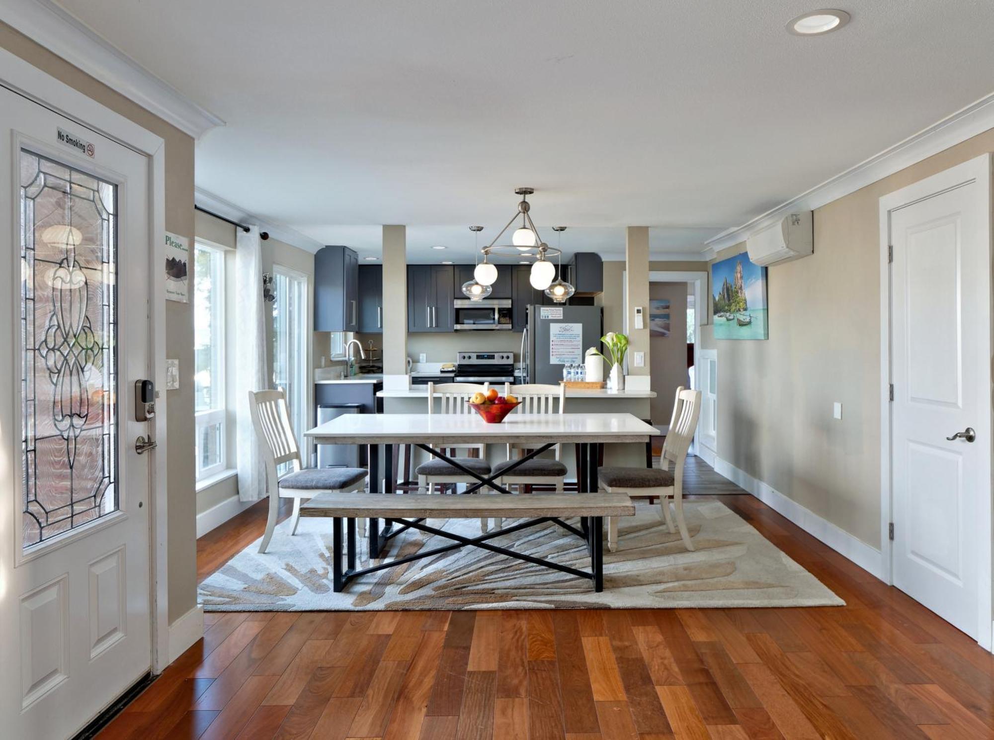 Mid-century W/ Lakefront Views!