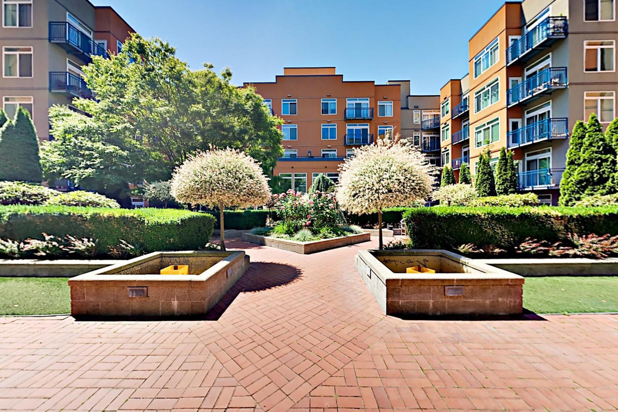 Apartment Belltown Court Ii