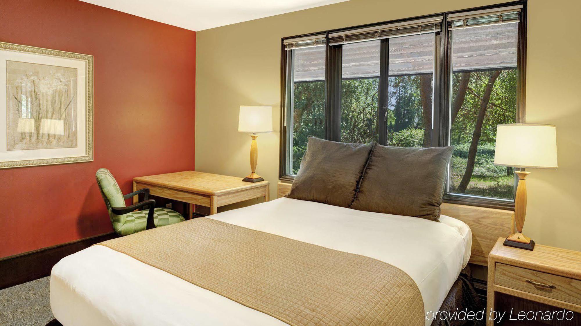 Talaris Conference Center 3*