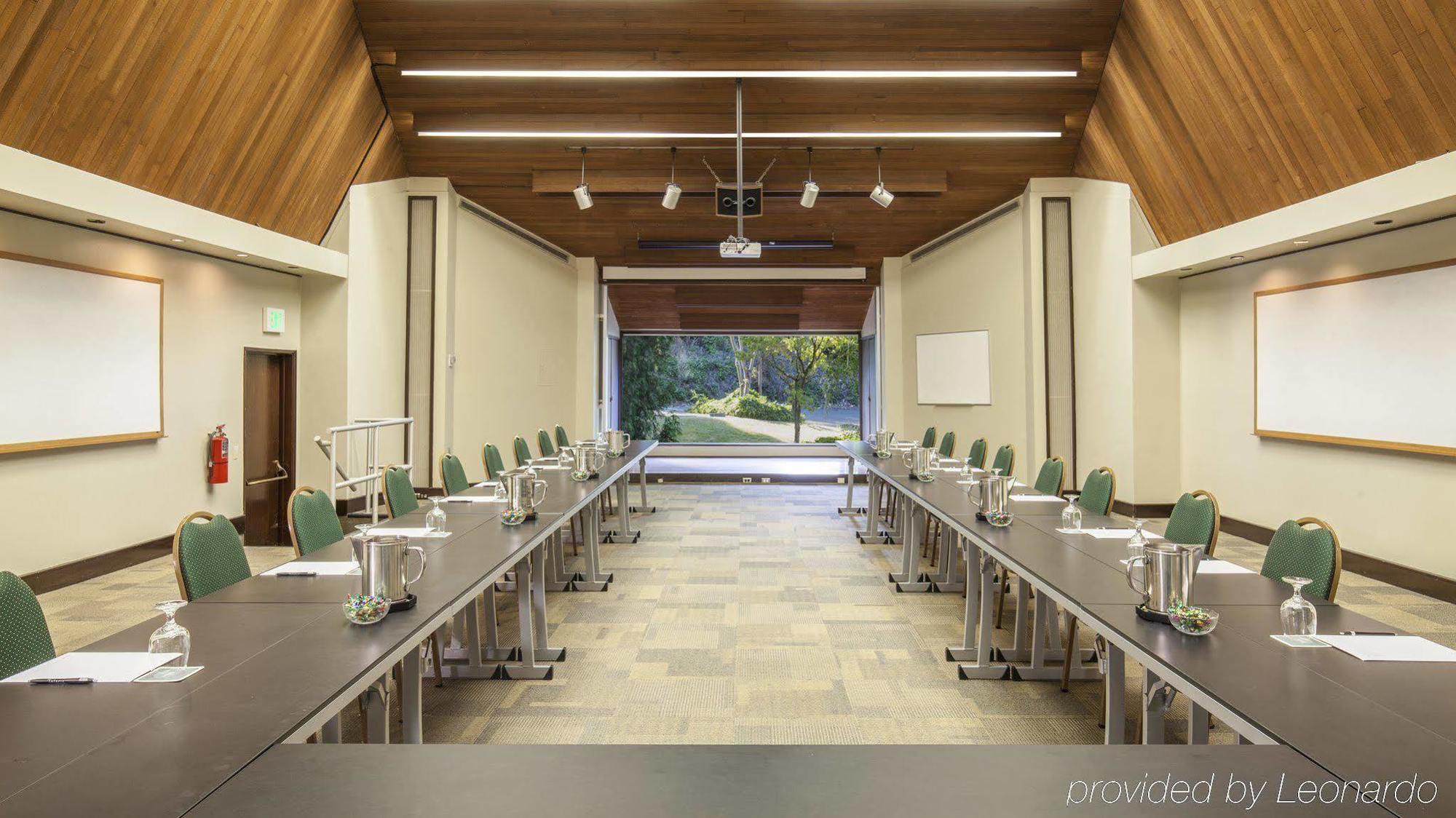 Hotel Talaris Conference Center 3*