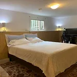 Private Suite 3 Bedrooms&Living Near U-District