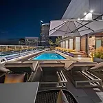 Luxury 1 Bedroom 1Bath Convention Center