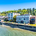 Waterfront Bliss, 2 Bedroom Apt Near Alki Beach