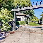 The Carriage House