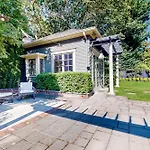 The Carriage House