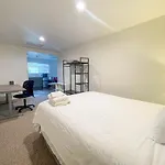 Private Guesthouse North Sandpoint