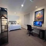 Modern Private Guesthouse In Seattle