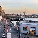 Emerald City Gem
