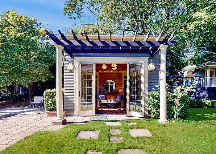 The Carriage House