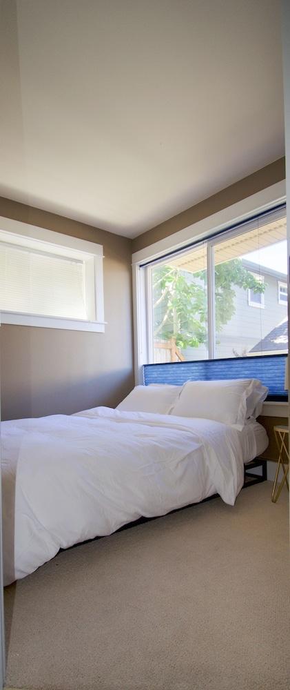 Comfort And Grace Perched On Queen Anne Hill *