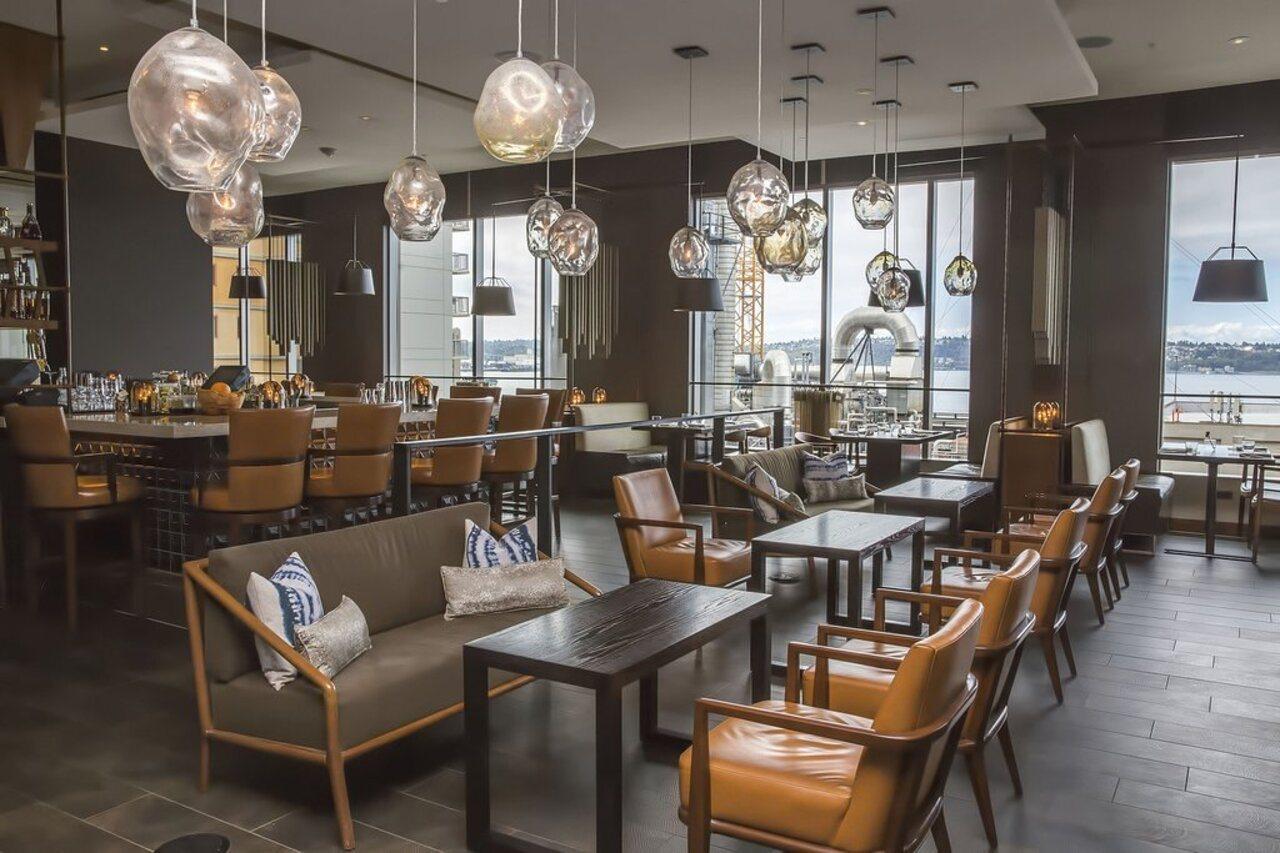Four Seasons Hotel 5*