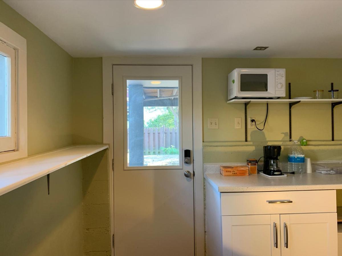 Private 3 Bedrooms&living Near U-district * Seattle