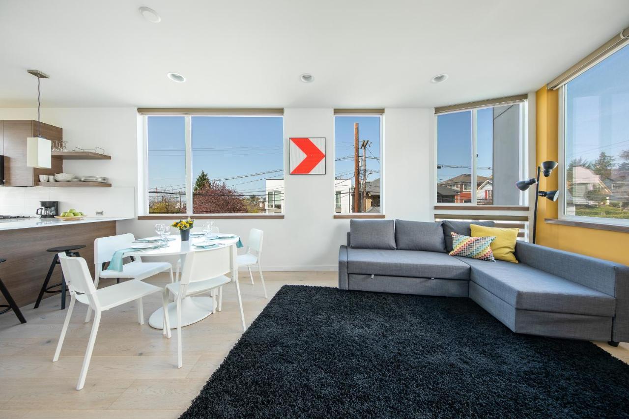 Apartment Modern Townhome In Seattle's District With Rooftop
