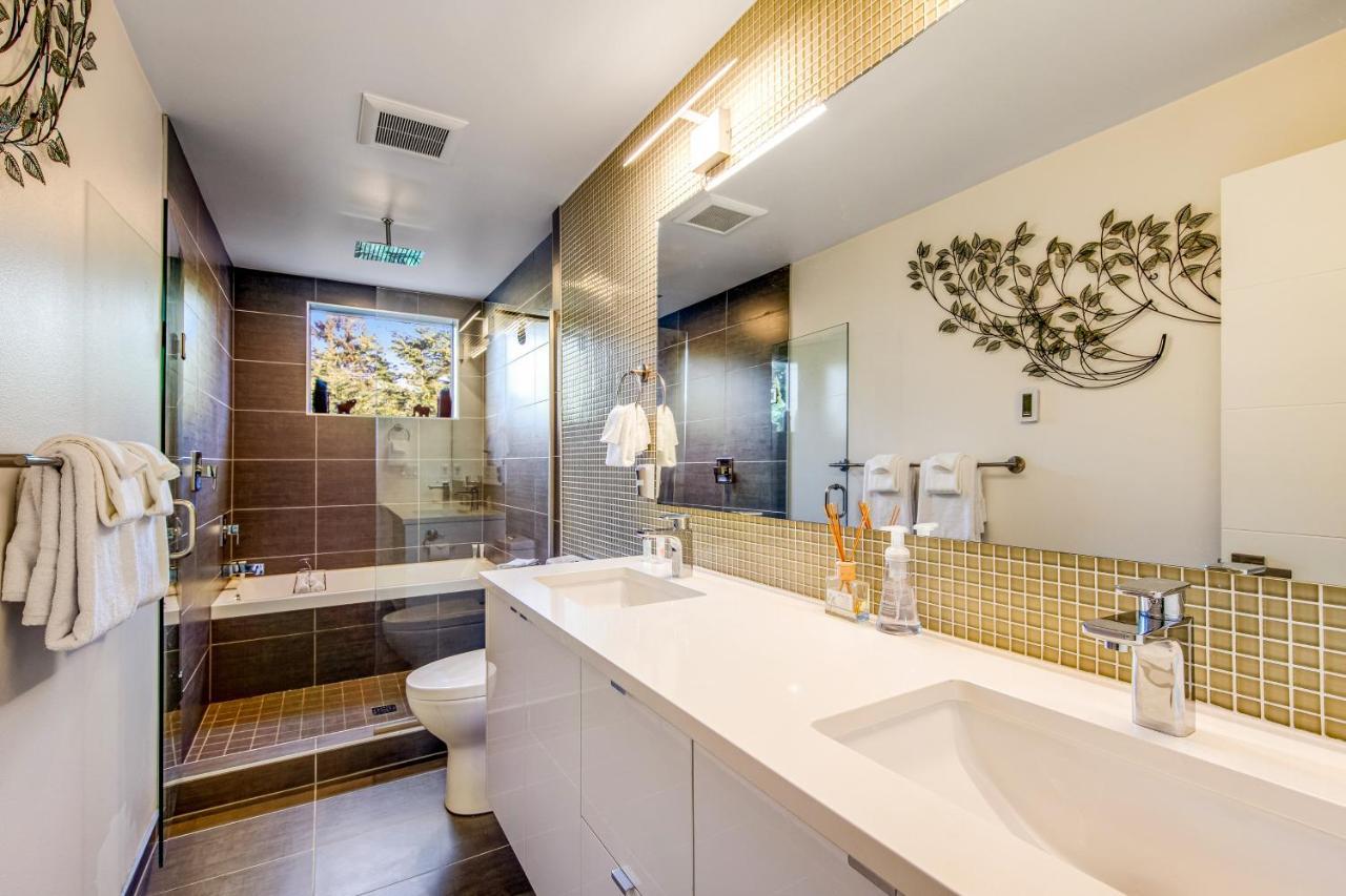 Fairmount House * Seattle