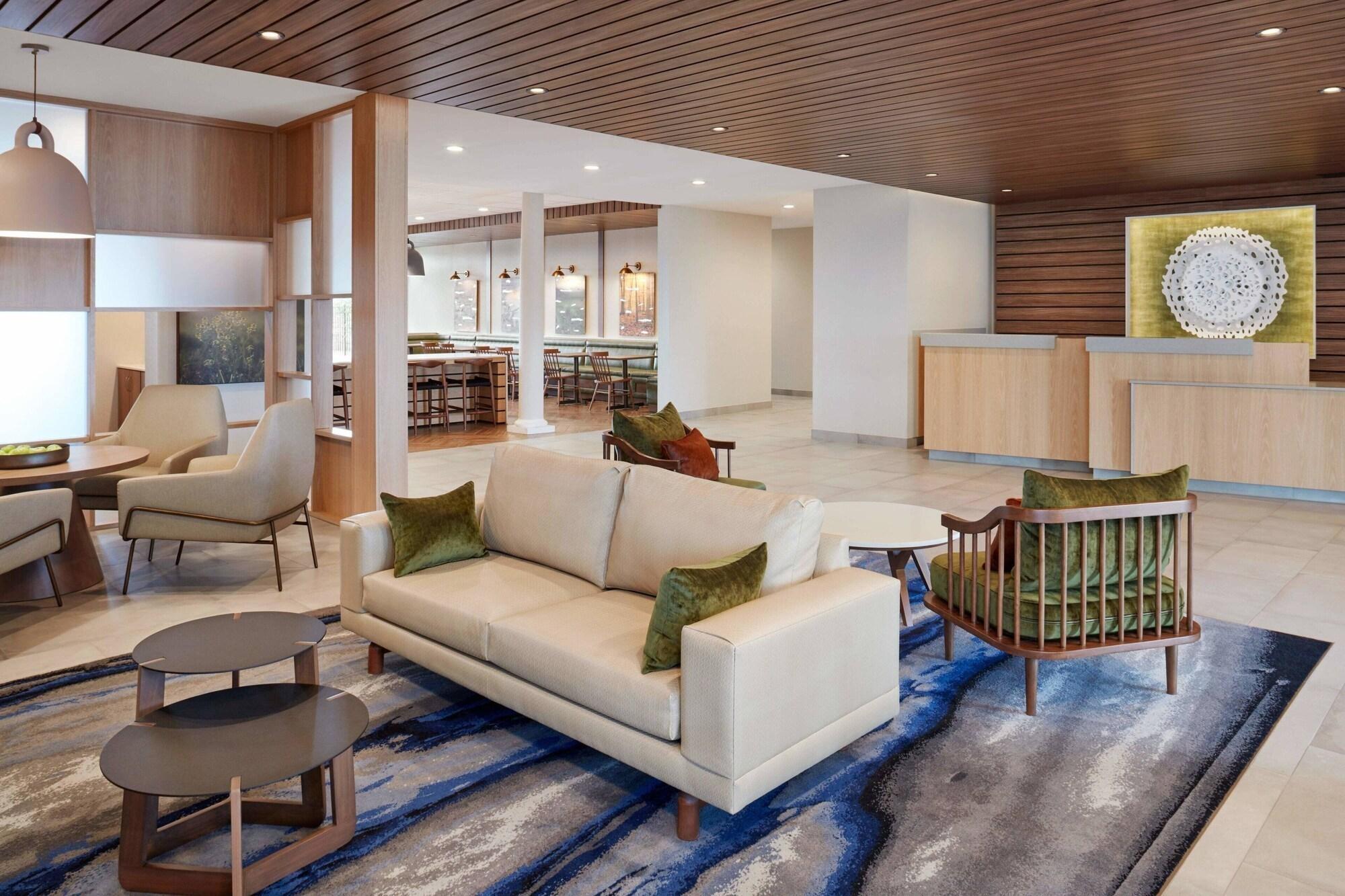 Express & - Center Hotel 3*