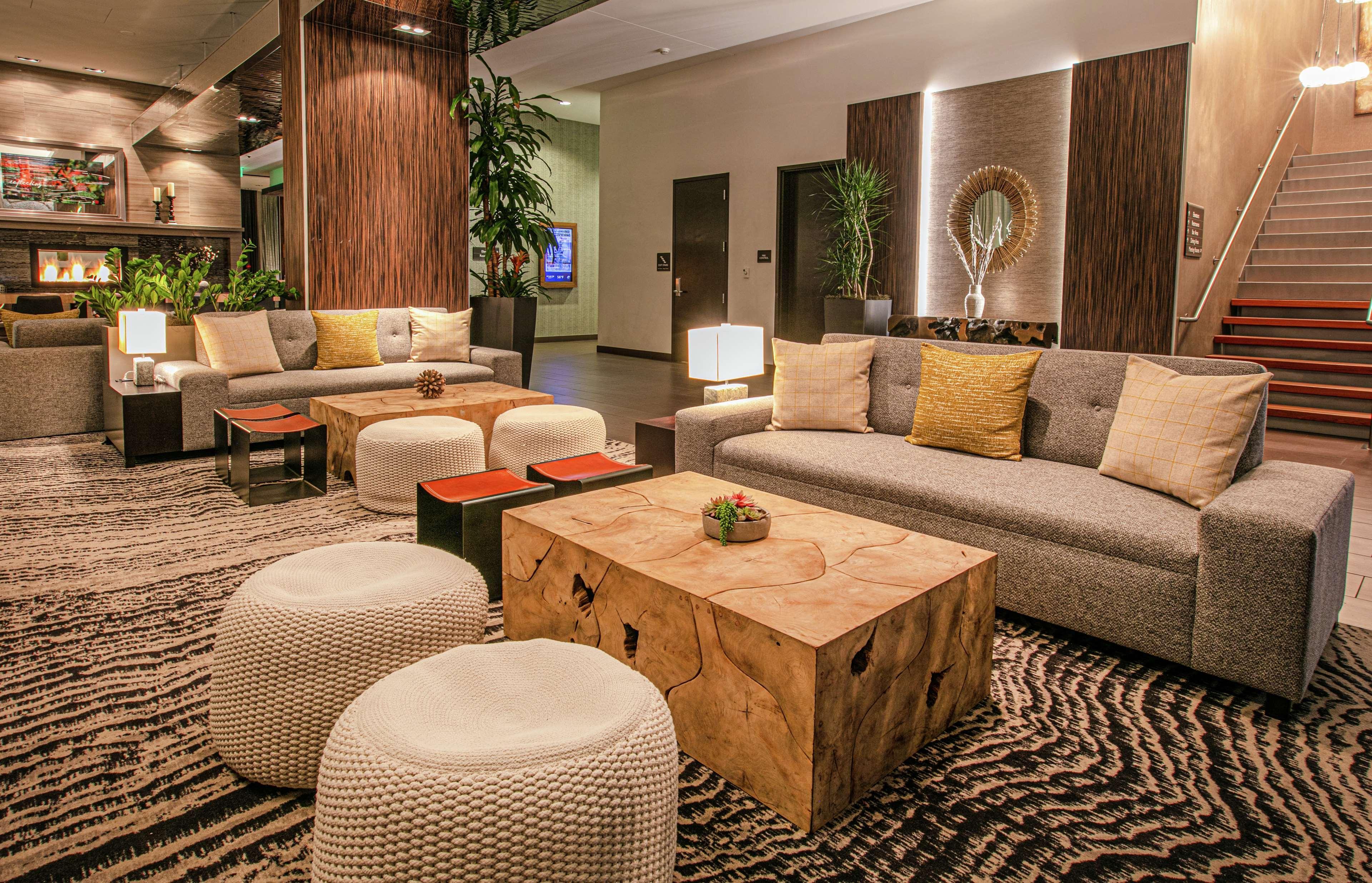 Hilton Garden Downtown Hotel 4*