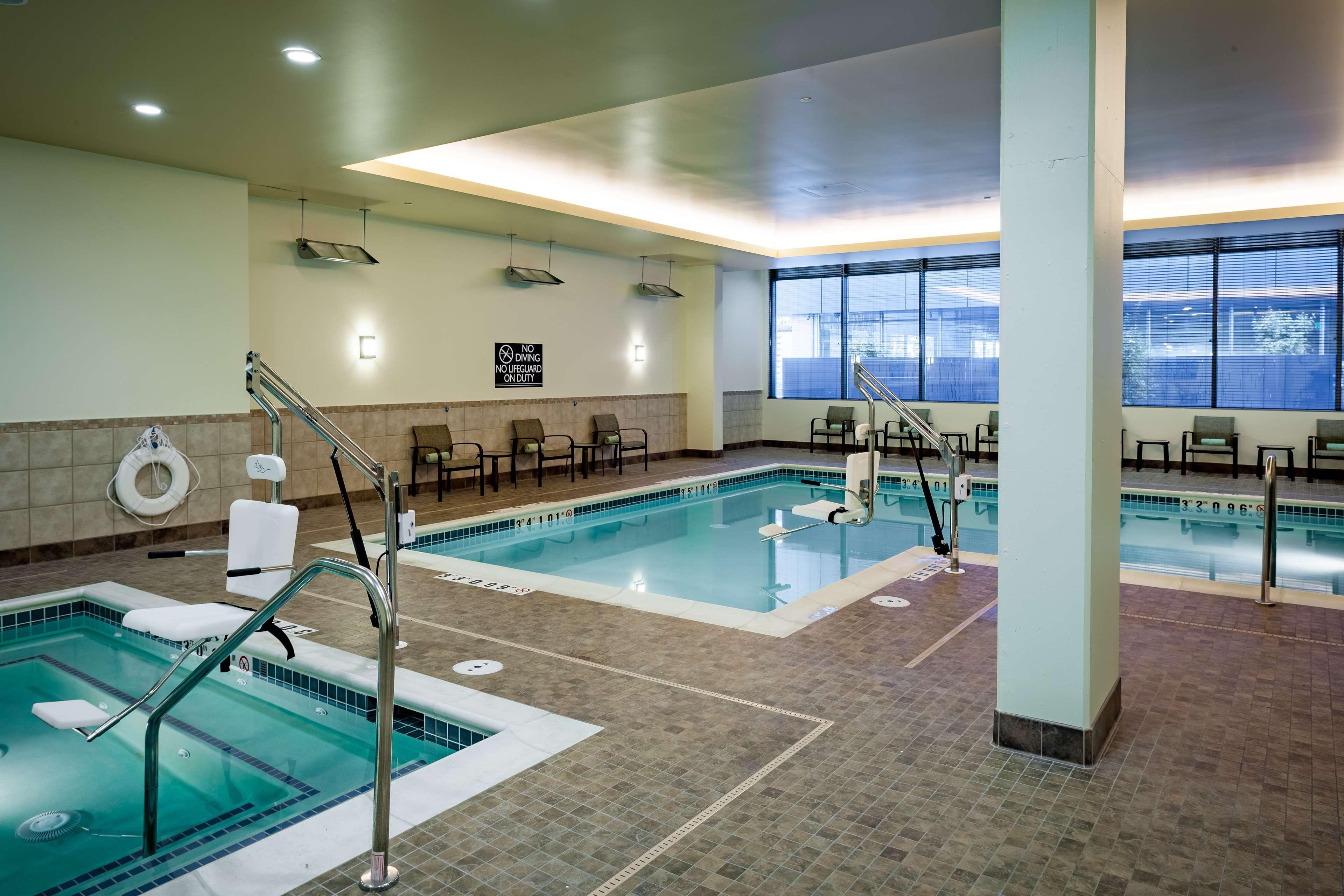 Hilton Garden Downtown Hotel 4*