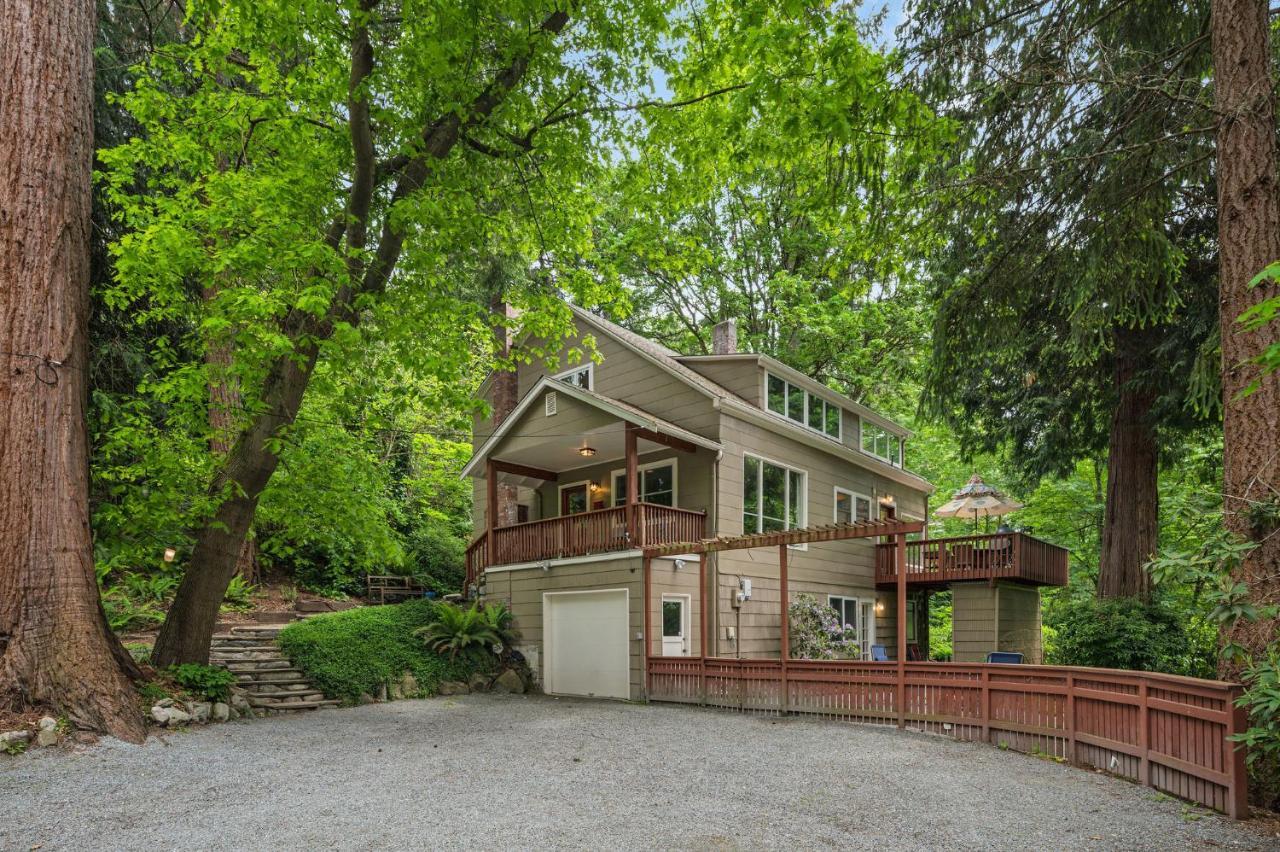 4br With Firepit, Outdoor Dining And Yard Surrounded By Trees *