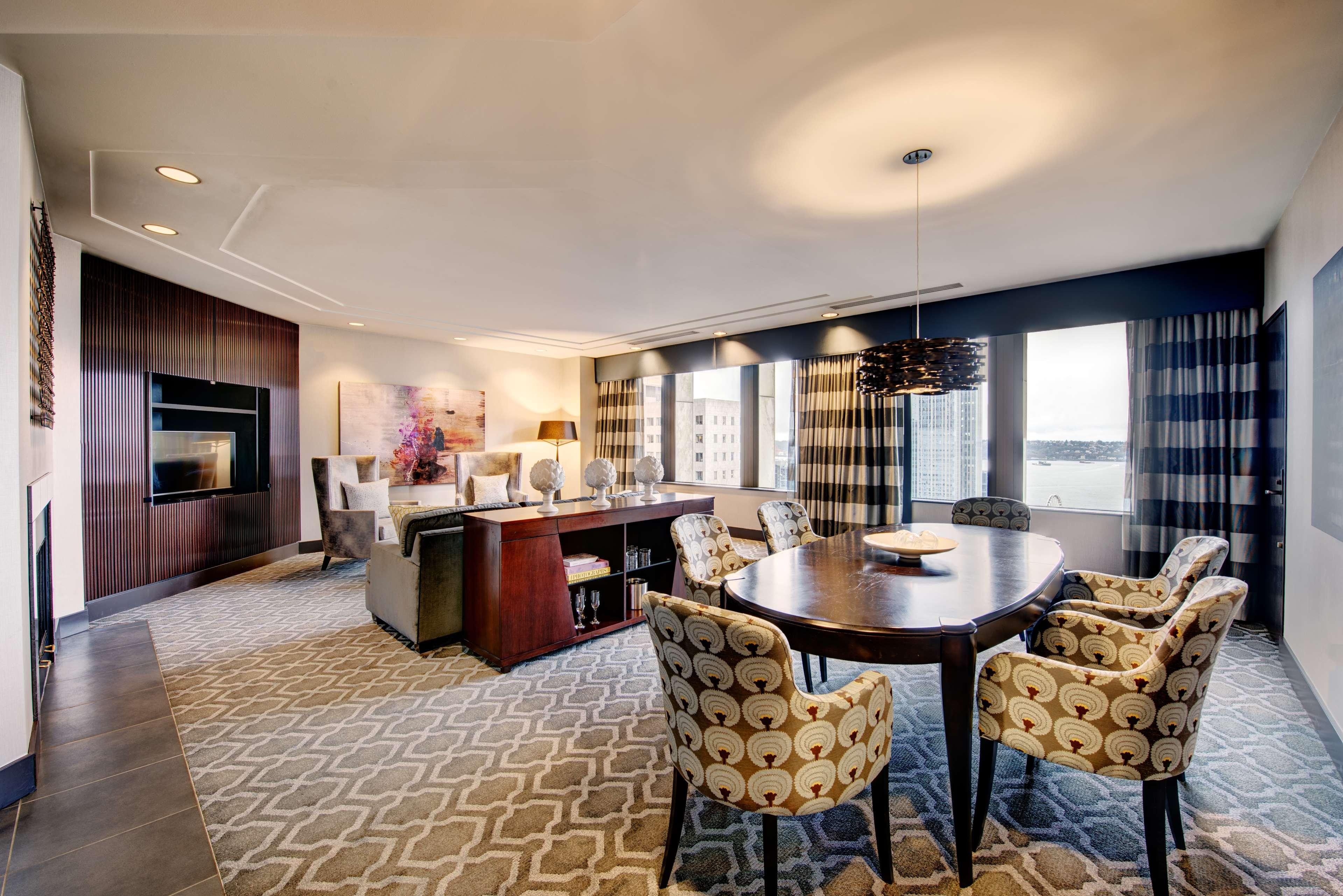 Hilton Motif Hotel