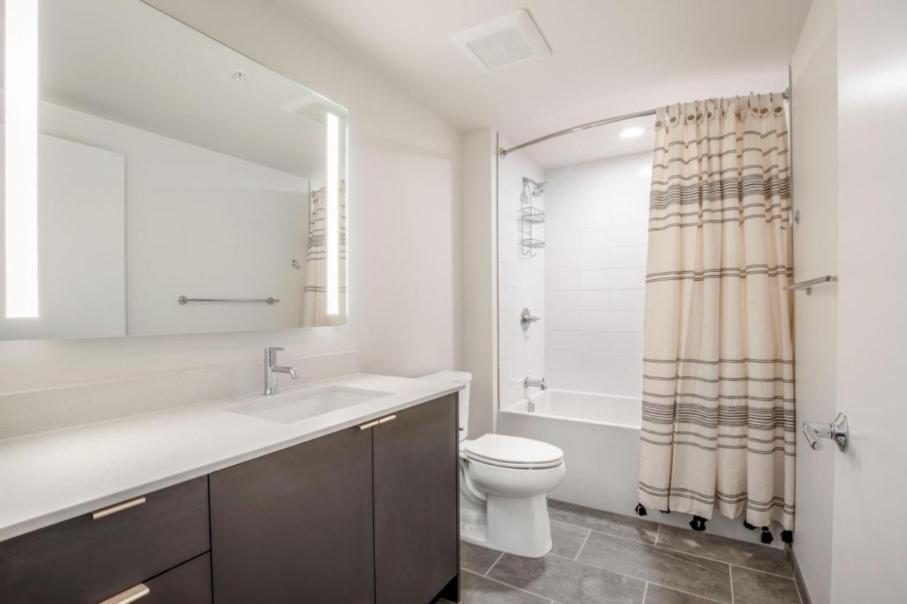 South Union 1br W Wd Roof Nr Union Sea-482 * Seattle