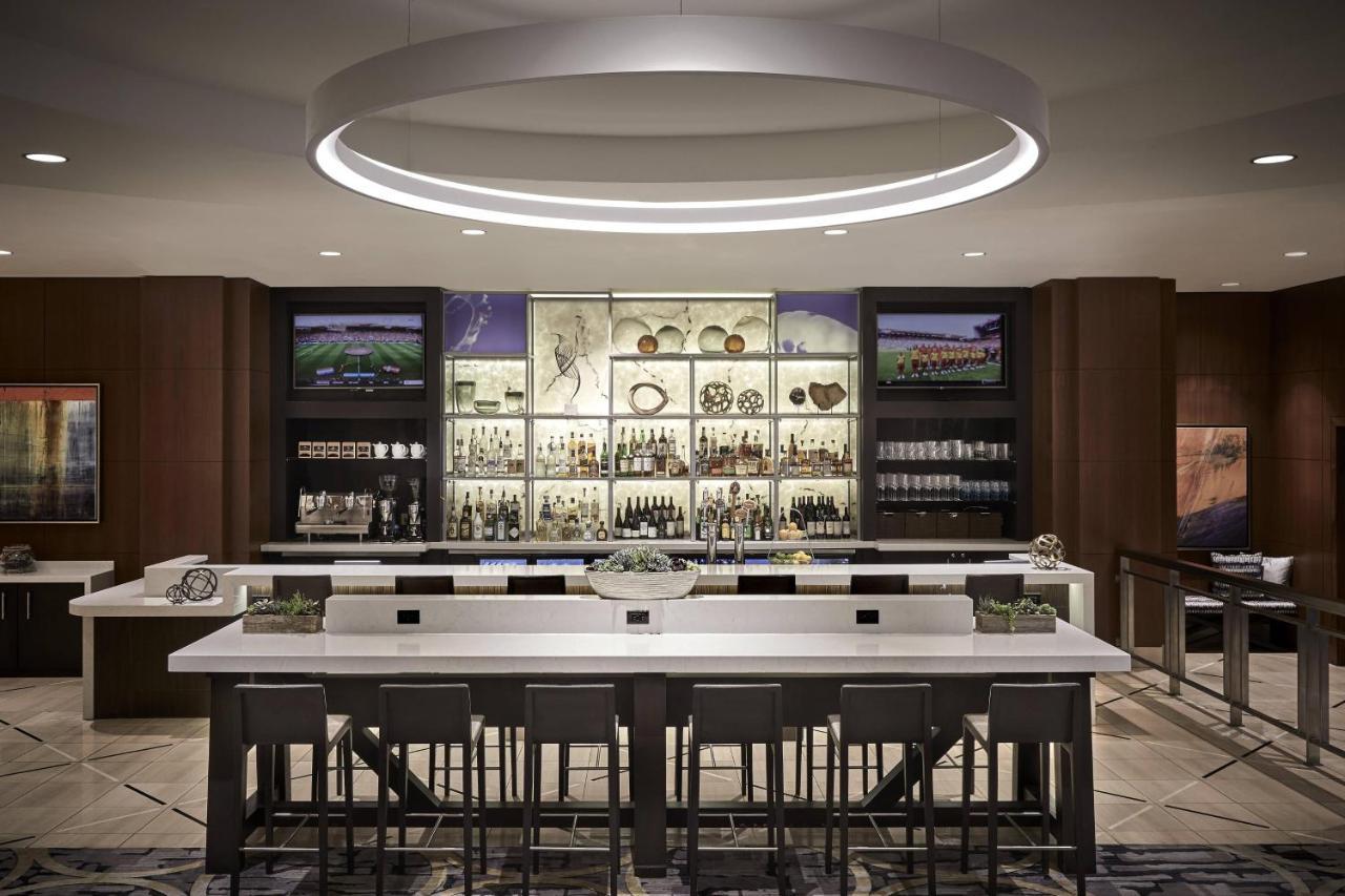 Marriott Waterfront Hotel