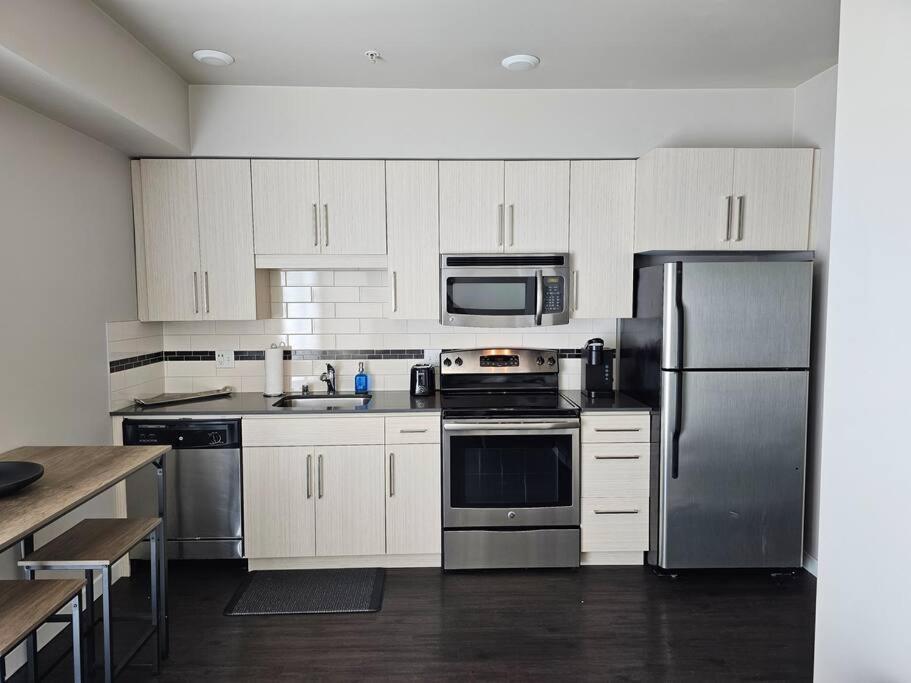 Chic Queen Anne Retreat Apartment *