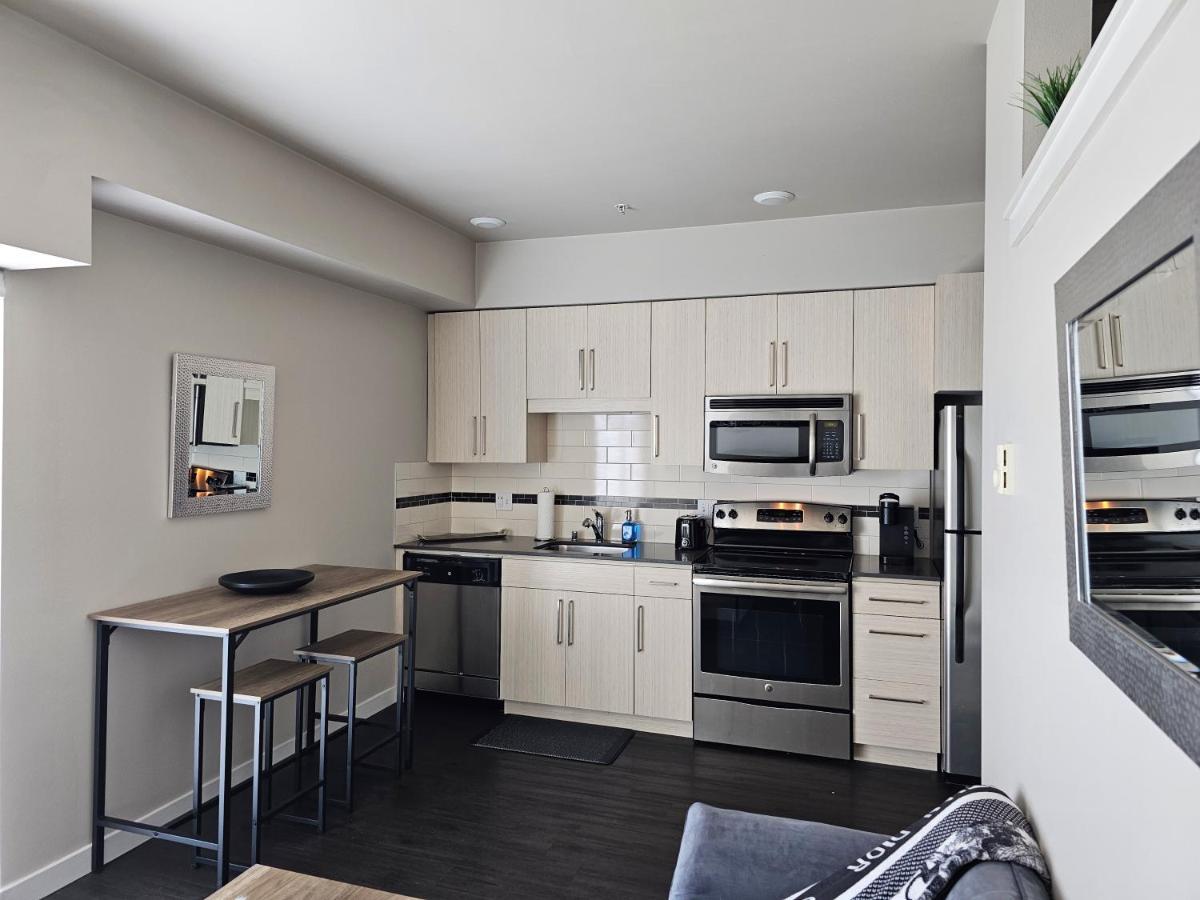 Chic Queen Anne Retreat Seattle