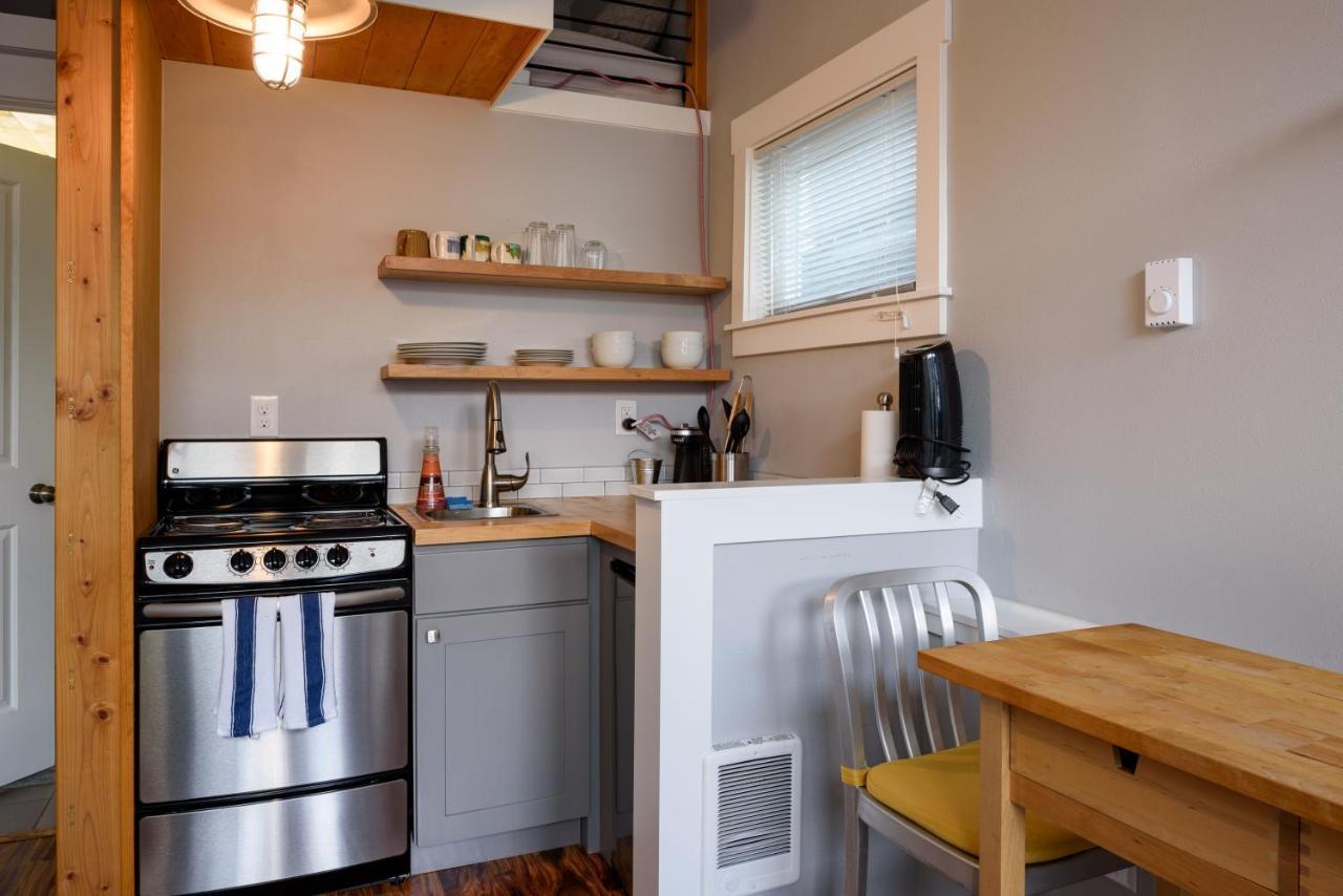 Kabino's Tiny House: Cozy Loft In Holiday home *