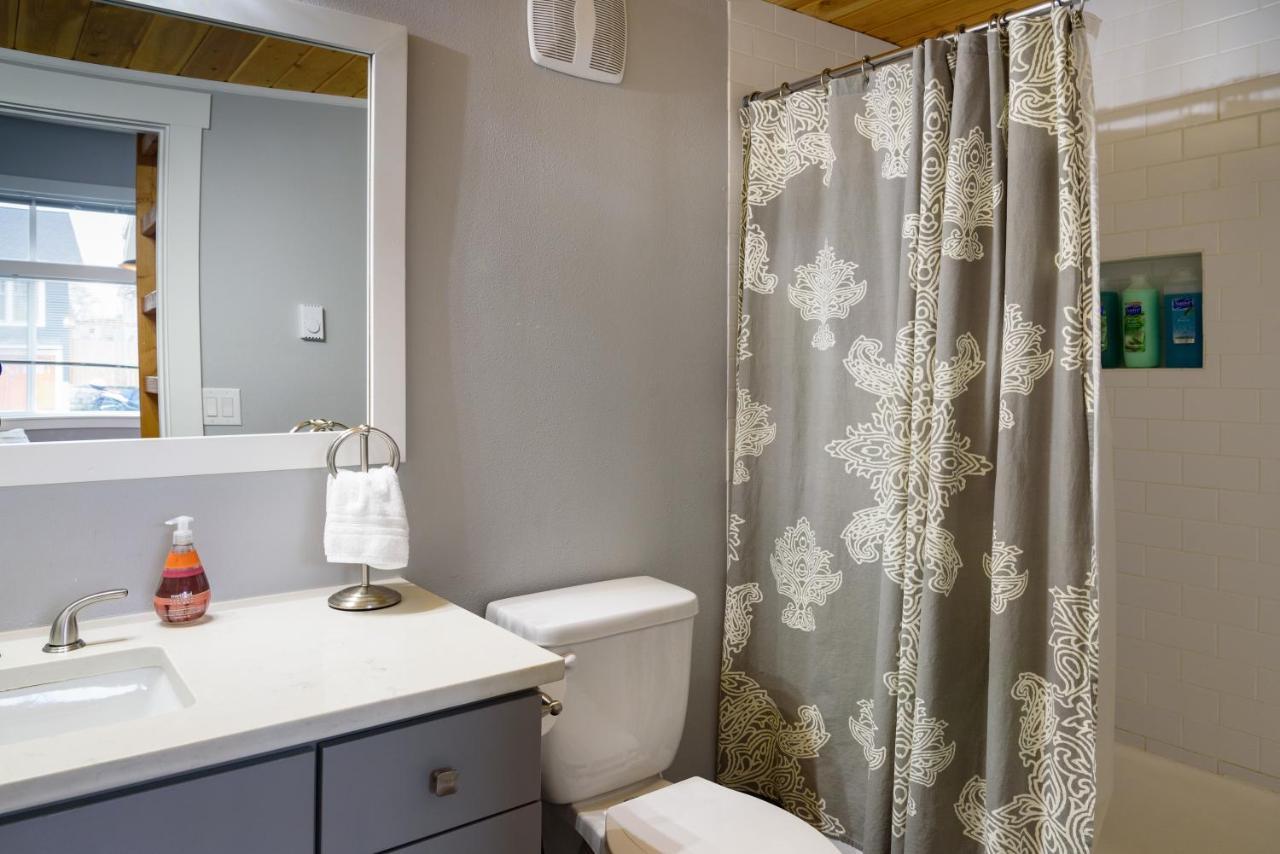 Kabino's Tiny House: Cozy Loft In Seattle