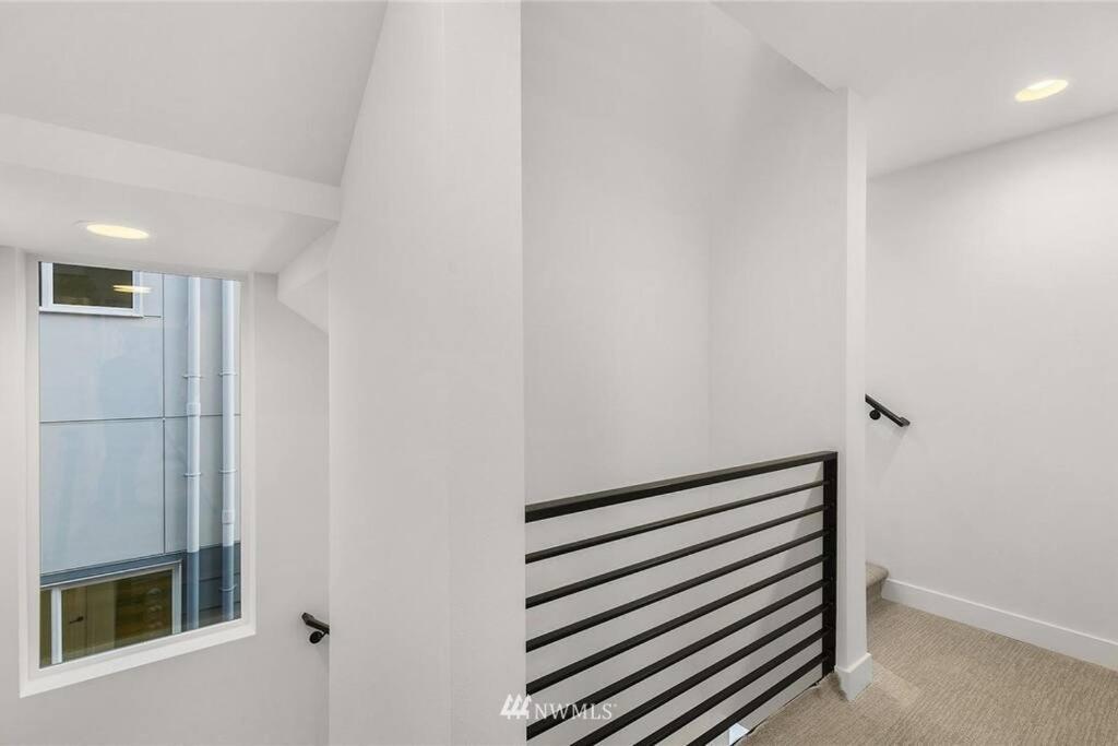 Holiday home New Modern Nordic Style Home, View, Rooftop Deck Seattle