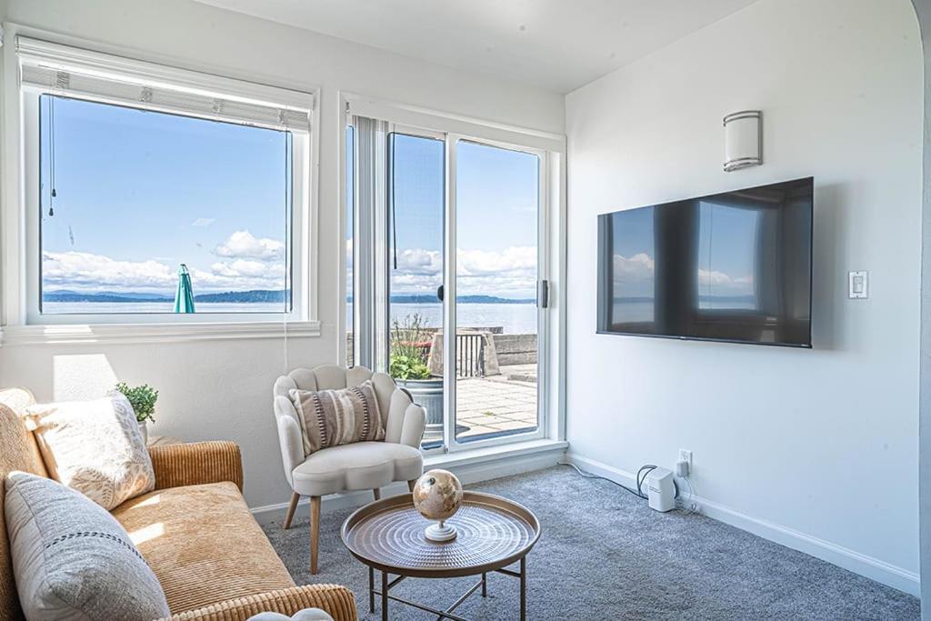 Apartment Waterfront Bliss, 2 Bedroom Apt Near Alki Seattle