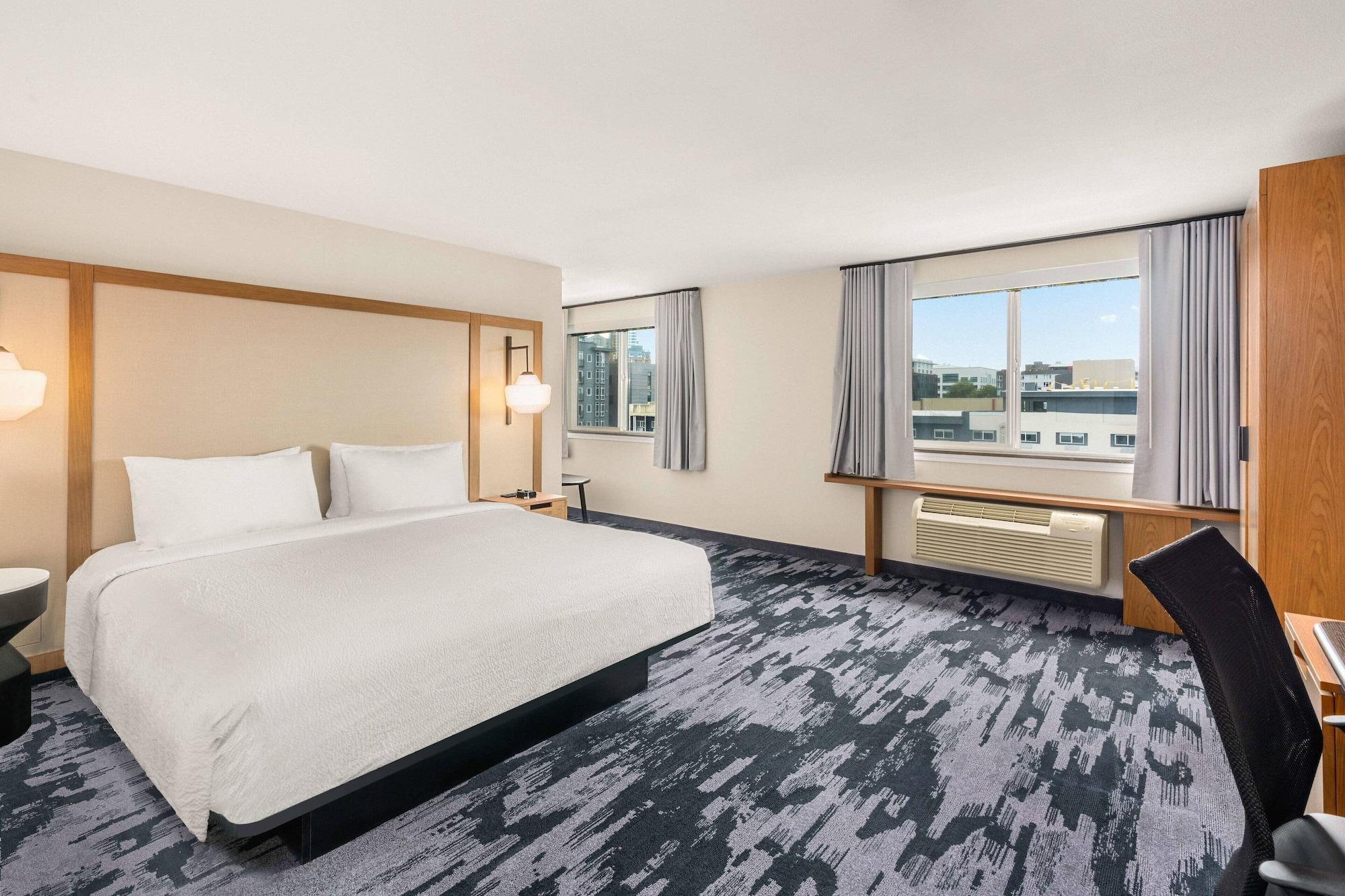 Express & - Center Hotel Seattle