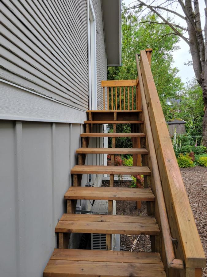Modern Craftsman Garden Patio In Georgetown *