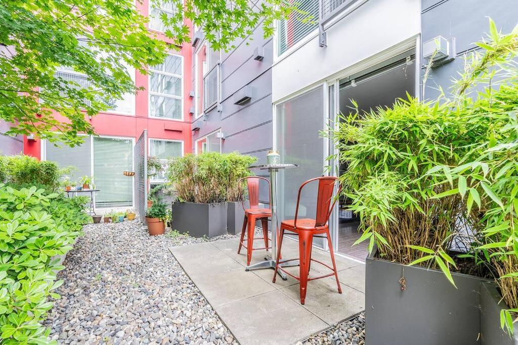 One Bedroom Luxury * Seattle