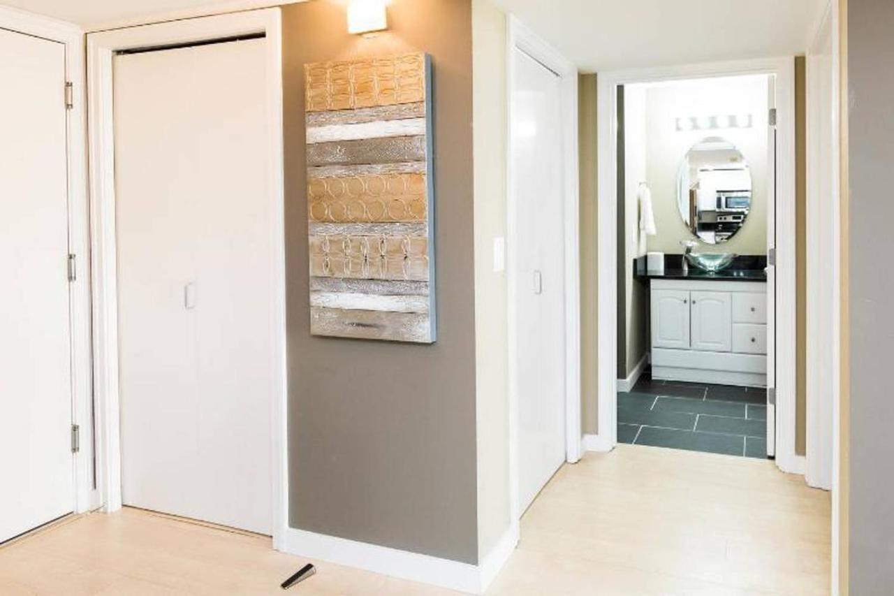 Apartment Space Needle Downtown Modern Story Penthouse *