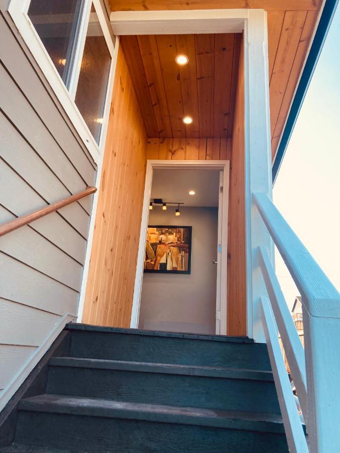 Villa 1st Line B With Air Conditioners Seattle