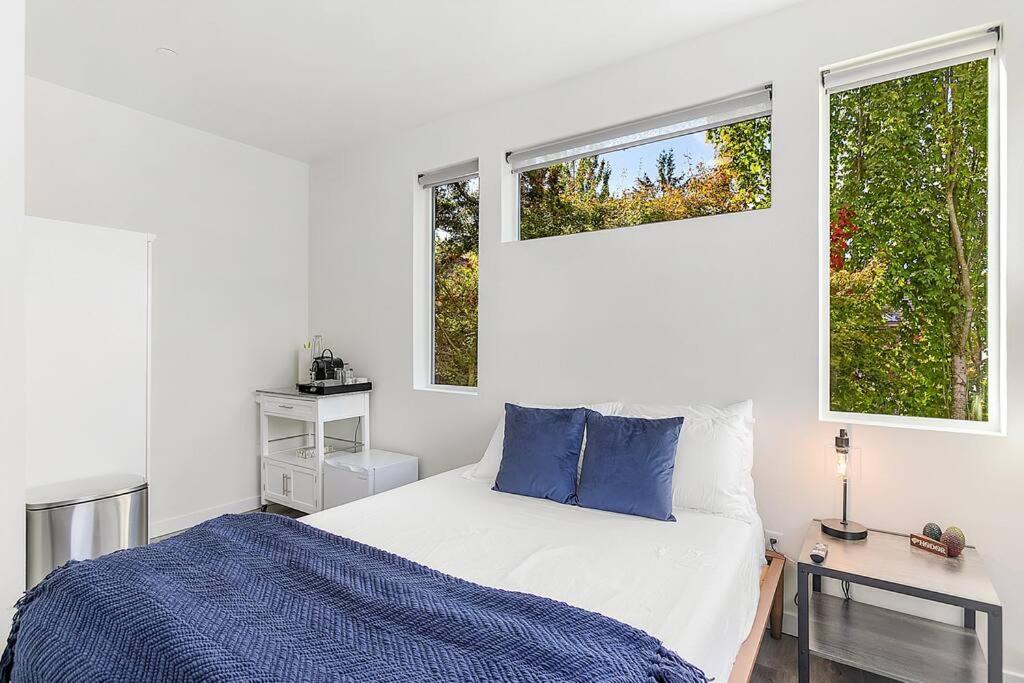 Apartment Syrax's Dragonstone Den Seattle