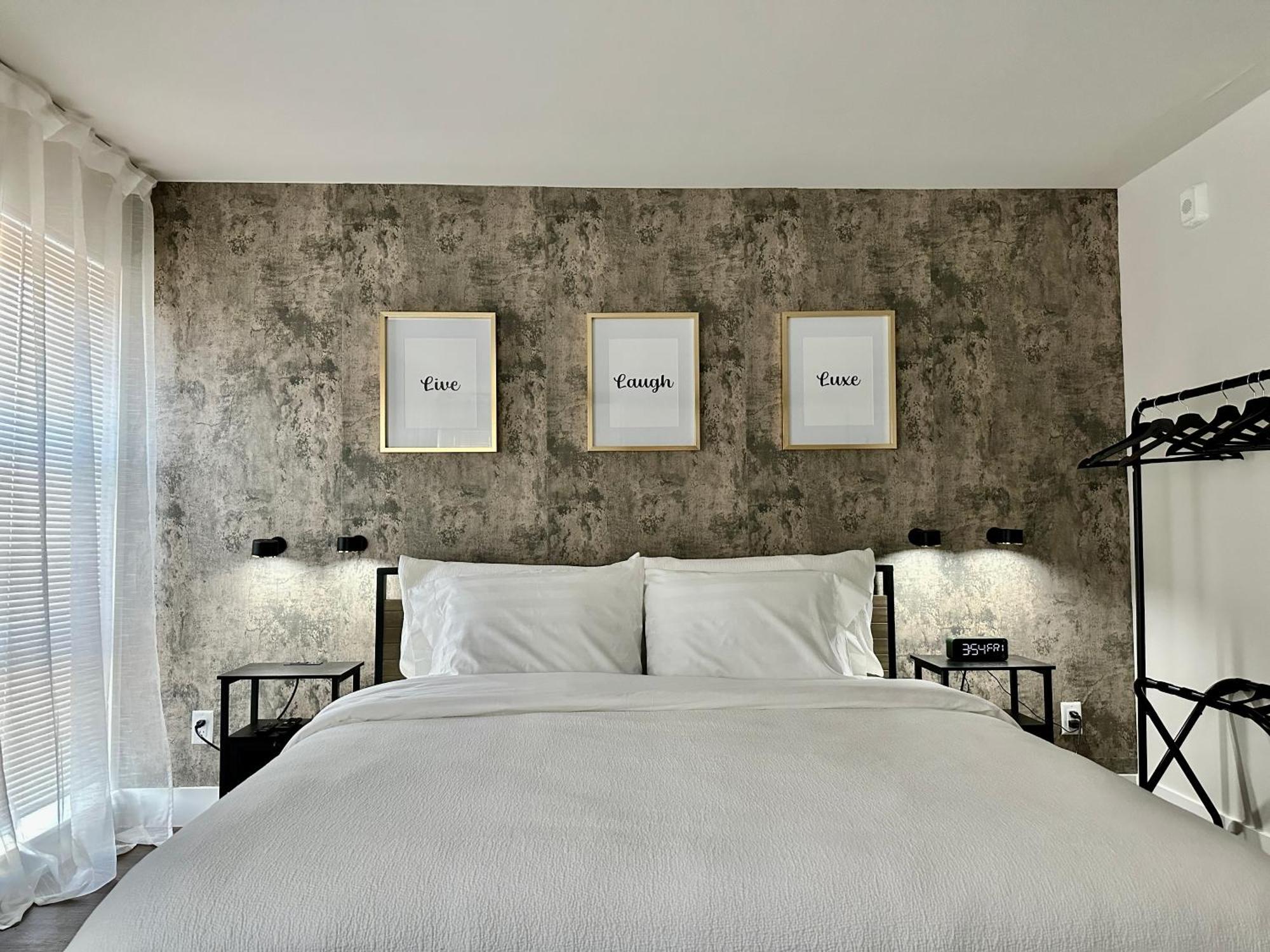 Luxe: Modern Retreat In The City Seattle