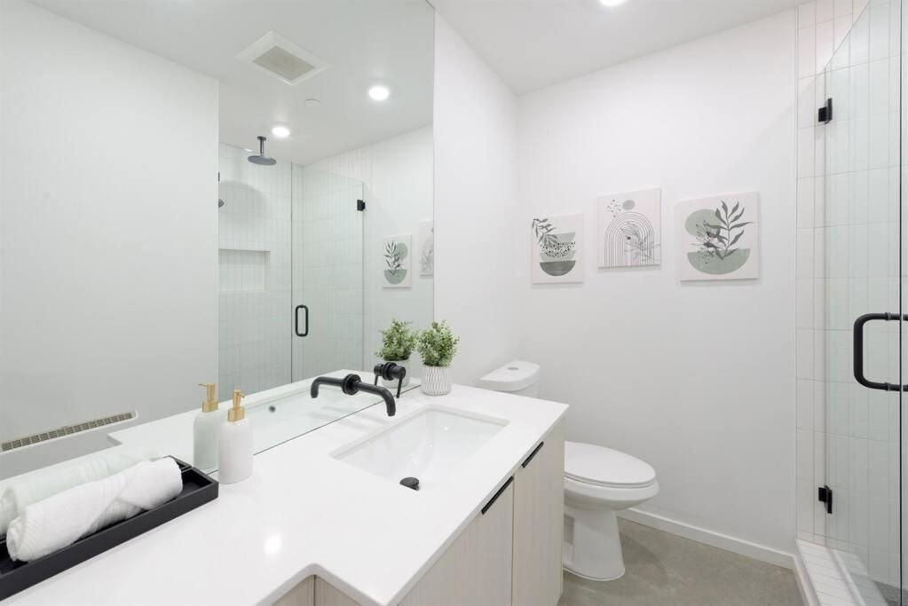 Charm, Near University, 3 Bedroom W&d, Fast Wifi *